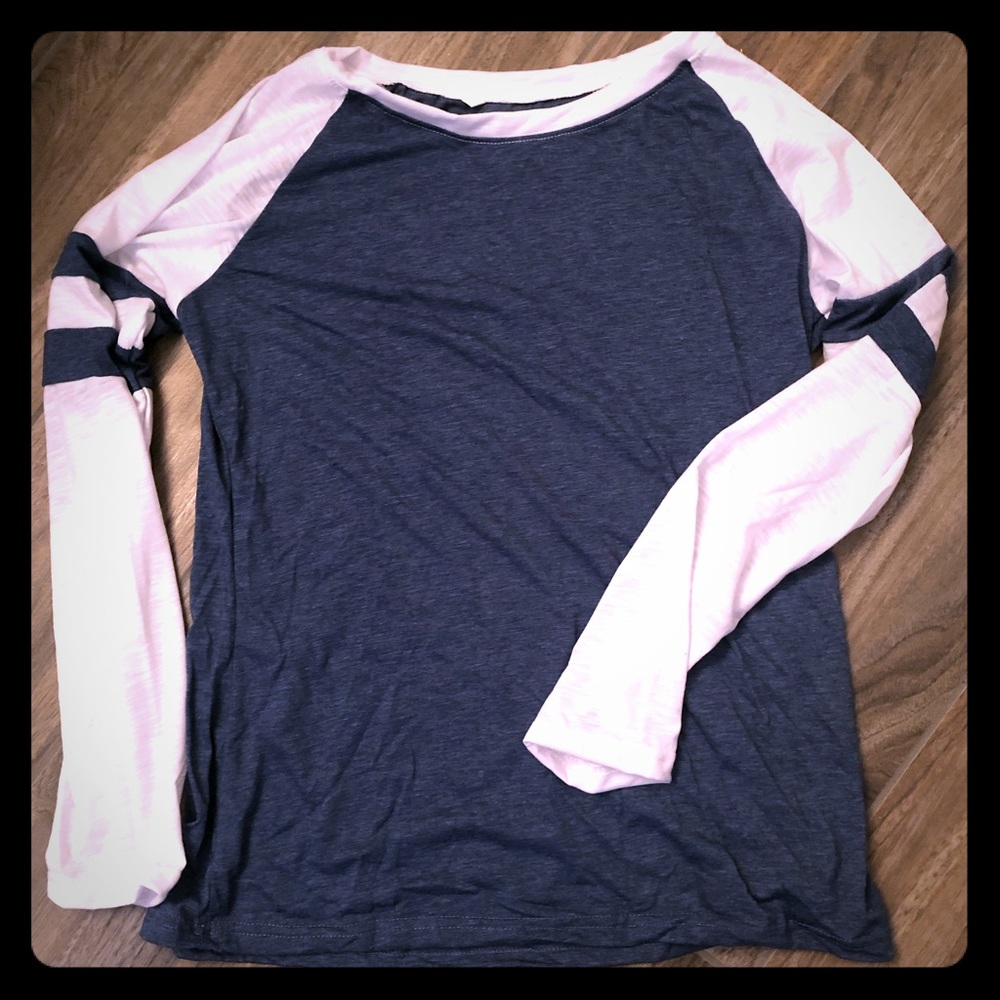 Raglan long sleeve baseball tee